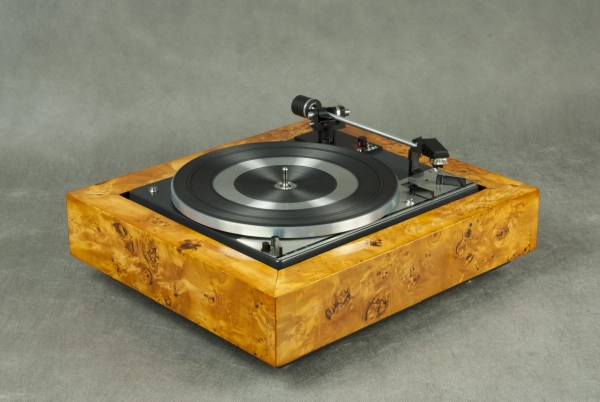 Gramofon Dual 1216, fornir brzoza czeczot