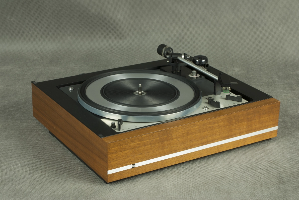 Dual 1209 turntable, original plinth